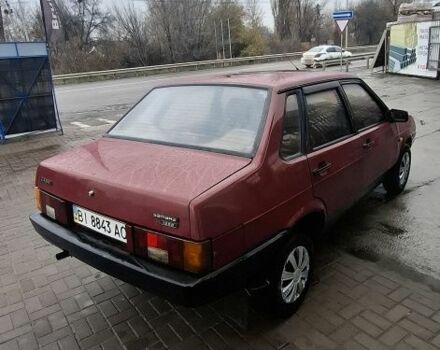 Красный ВАЗ 21099, объемом двигателя 1.5 л и пробегом 150 тыс. км за 1099 $, фото 3 на Automoto.ua