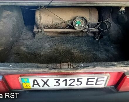 Красный ВАЗ 21099, объемом двигателя 1.3 л и пробегом 1000 тыс. км за 600 $, фото 9 на Automoto.ua