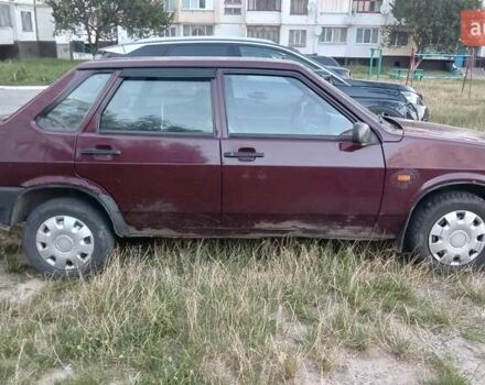Красный ВАЗ 21099, объемом двигателя 1.3 л и пробегом 200 тыс. км за 700 $, фото 2 на Automoto.ua