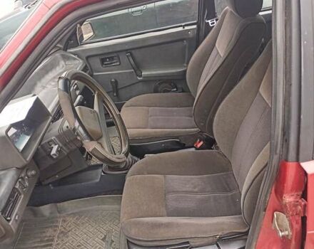 Красный ВАЗ 21099, объемом двигателя 1.5 л и пробегом 100 тыс. км за 999 $, фото 2 на Automoto.ua