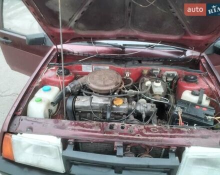 Красный ВАЗ 21099, объемом двигателя 1.3 л и пробегом 350 тыс. км за 1000 $, фото 3 на Automoto.ua