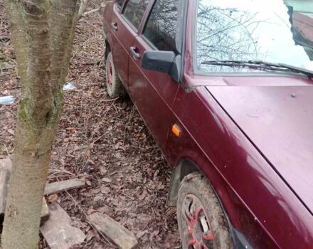 Червоний ВАЗ 21099, об'ємом двигуна 1.3 л та пробігом 200 тис. км за 498 $, фото 3 на Automoto.ua