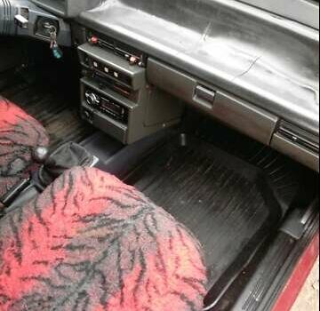 Красный ВАЗ 21099, объемом двигателя 1.5 л и пробегом 199 тыс. км за 1150 $, фото 2 на Automoto.ua