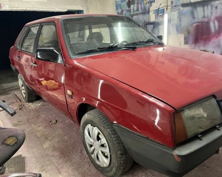 Красный ВАЗ 21099, объемом двигателя 1.5 л и пробегом 100 тыс. км за 950 $, фото 2 на Automoto.ua