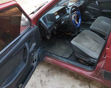 Красный ВАЗ 21099, объемом двигателя 1.5 л и пробегом 250 тыс. км за 1000 $, фото 4 на Automoto.ua