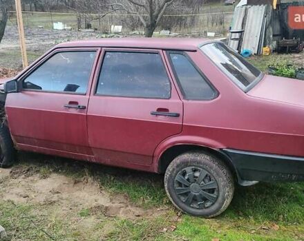 Красный ВАЗ 21099, объемом двигателя 1.3 л и пробегом 300 тыс. км за 500 $, фото 2 на Automoto.ua