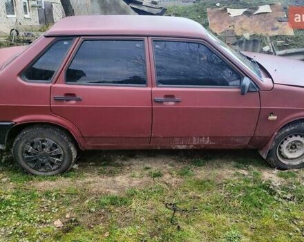 Красный ВАЗ 21099, объемом двигателя 1.3 л и пробегом 300 тыс. км за 500 $, фото 3 на Automoto.ua
