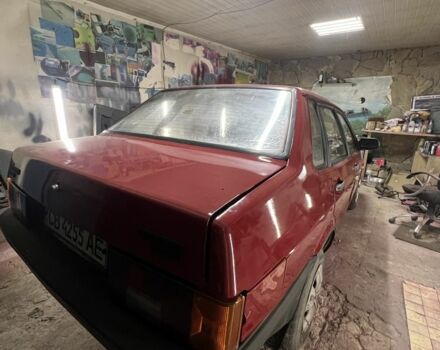 Красный ВАЗ 21099, объемом двигателя 1.5 л и пробегом 100 тыс. км за 950 $, фото 5 на Automoto.ua