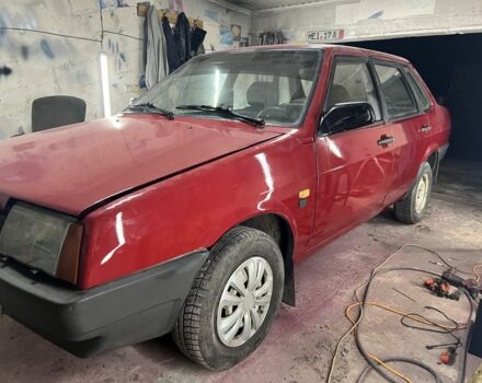 Красный ВАЗ 21099, объемом двигателя 1.5 л и пробегом 100 тыс. км за 950 $, фото 3 на Automoto.ua