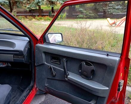 Красный ВАЗ 21099, объемом двигателя 1.5 л и пробегом 160 тыс. км за 900 $, фото 8 на Automoto.ua