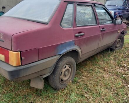 Красный ВАЗ 21099, объемом двигателя 1.5 л и пробегом 120 тыс. км за 355 $, фото 4 на Automoto.ua