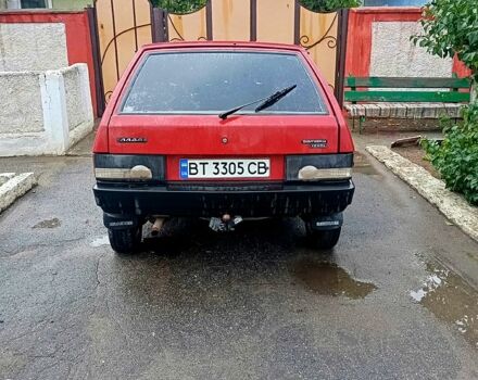 Красный ВАЗ 21099, объемом двигателя 1.5 л и пробегом 185 тыс. км за 700 $, фото 2 на Automoto.ua