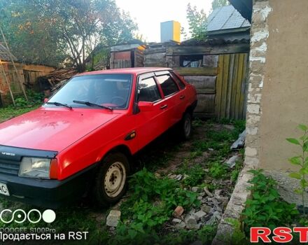 Красный ВАЗ 21099, объемом двигателя 1.5 л и пробегом 0 тыс. км за 1000 $, фото 1 на Automoto.ua