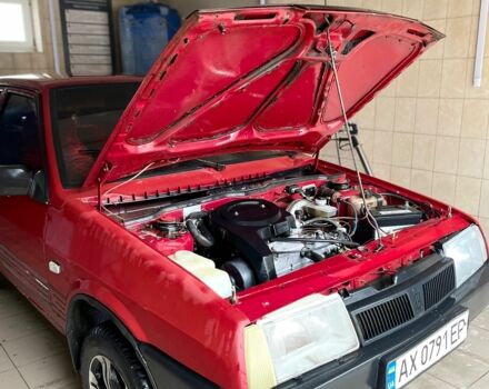 Красный ВАЗ 21099, объемом двигателя 1.5 л и пробегом 2 тыс. км за 899 $, фото 4 на Automoto.ua