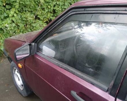 Красный ВАЗ 21099, объемом двигателя 1.3 л и пробегом 270 тыс. км за 1100 $, фото 3 на Automoto.ua