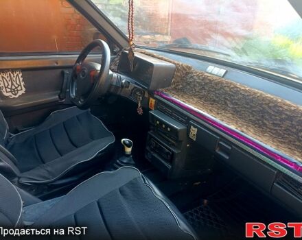 Красный ВАЗ 21099, объемом двигателя 1.5 л и пробегом 0 тыс. км за 1000 $, фото 8 на Automoto.ua