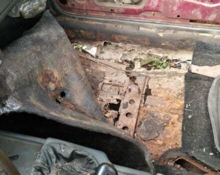 Червоний ВАЗ 21099, об'ємом двигуна 1.5 л та пробігом 260 тис. км за 330 $, фото 7 на Automoto.ua