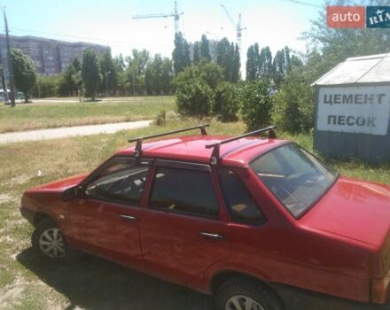 Красный ВАЗ 21099, объемом двигателя 1.5 л и пробегом 33 тыс. км за 1900 $, фото 6 на Automoto.ua