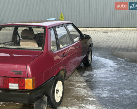 Красный ВАЗ 21099, объемом двигателя 1.5 л и пробегом 100 тыс. км за 1100 $, фото 5 на Automoto.ua