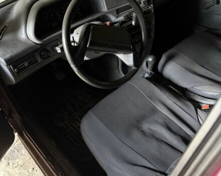 Красный ВАЗ 21099, объемом двигателя 1.5 л и пробегом 300 тыс. км за 952 $, фото 2 на Automoto.ua