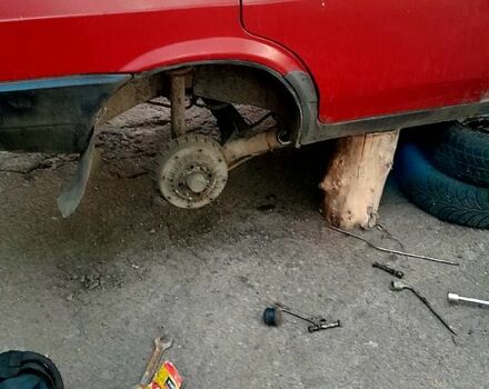 Червоний ВАЗ 21099, об'ємом двигуна 1.5 л та пробігом 0 тис. км за 900 $, фото 4 на Automoto.ua