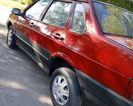 Красный ВАЗ 21099, объемом двигателя 1.5 л и пробегом 2 тыс. км за 1000 $, фото 3 на Automoto.ua