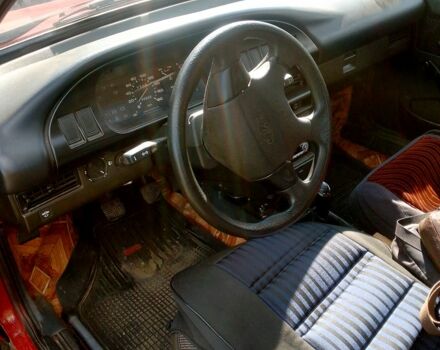 Красный ВАЗ 21099, объемом двигателя 1.5 л и пробегом 200 тыс. км за 1500 $, фото 1 на Automoto.ua