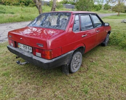 Красный ВАЗ 21099, объемом двигателя 1.5 л и пробегом 180 тыс. км за 1600 $, фото 2 на Automoto.ua