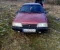 Красный ВАЗ 21099, объемом двигателя 1.6 л и пробегом 329 тыс. км за 1250 $, фото 1 на Automoto.ua