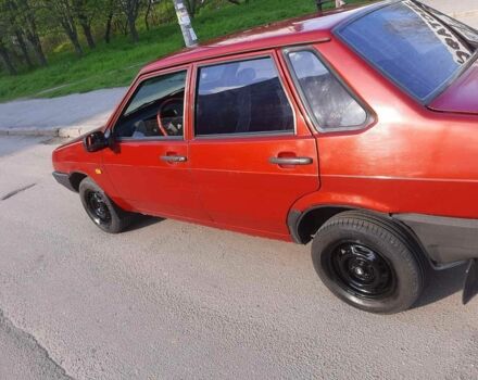 Червоний ВАЗ 21099, об'ємом двигуна 1.5 л та пробігом 230 тис. км за 1300 $, фото 4 на Automoto.ua