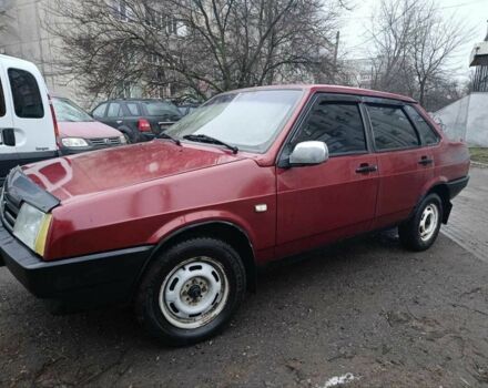 Красный ВАЗ 21099, объемом двигателя 1.5 л и пробегом 300 тыс. км за 1400 $, фото 1 на Automoto.ua