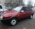 Красный ВАЗ 21099, объемом двигателя 1.5 л и пробегом 300 тыс. км за 1400 $, фото 1 на Automoto.ua