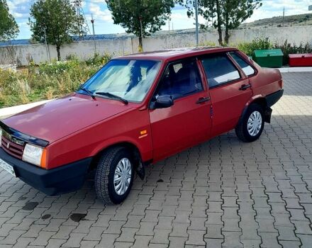 Красный ВАЗ 21099, объемом двигателя 1.5 л и пробегом 200 тыс. км за 1650 $, фото 4 на Automoto.ua