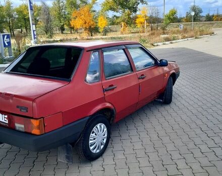Красный ВАЗ 21099, объемом двигателя 1.5 л и пробегом 200 тыс. км за 1650 $, фото 2 на Automoto.ua