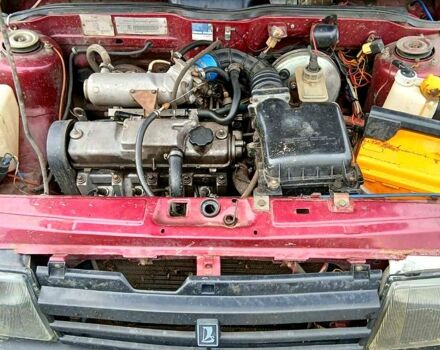 Красный ВАЗ 21099, объемом двигателя 1.5 л и пробегом 180 тыс. км за 1300 $, фото 2 на Automoto.ua