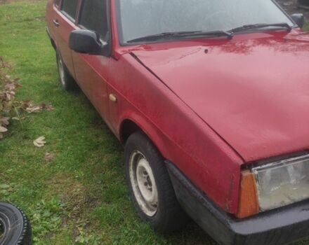 Красный ВАЗ 21099, объемом двигателя 1.5 л и пробегом 275 тыс. км за 632 $, фото 1 на Automoto.ua