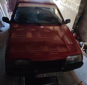 Красный ВАЗ 21099, объемом двигателя 1.5 л и пробегом 70 тыс. км за 1250 $, фото 1 на Automoto.ua