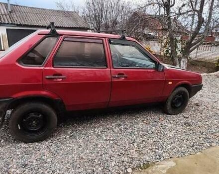 Красный ВАЗ 21099, объемом двигателя 1.5 л и пробегом 70 тыс. км за 1250 $, фото 2 на Automoto.ua