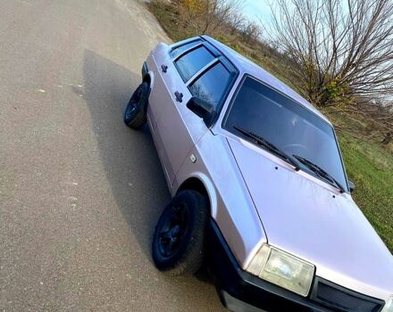 Красный ВАЗ 21099, объемом двигателя 1.5 л и пробегом 300 тыс. км за 1650 $, фото 4 на Automoto.ua