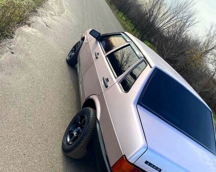 Красный ВАЗ 21099, объемом двигателя 1.5 л и пробегом 300 тыс. км за 1650 $, фото 5 на Automoto.ua