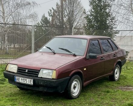 Красный ВАЗ 21099, объемом двигателя 1.5 л и пробегом 215 тыс. км за 1300 $, фото 3 на Automoto.ua