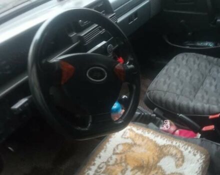 Красный ВАЗ 21099, объемом двигателя 1.5 л и пробегом 228 тыс. км за 1300 $, фото 2 на Automoto.ua