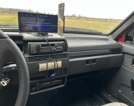 Красный ВАЗ 21099, объемом двигателя 1.5 л и пробегом 156 тыс. км за 1399 $, фото 4 на Automoto.ua