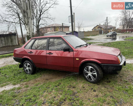 Красный ВАЗ 21099, объемом двигателя 1.5 л и пробегом 200 тыс. км за 1600 $, фото 3 на Automoto.ua