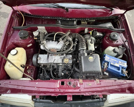 Красный ВАЗ 21099, объемом двигателя 1.6 л и пробегом 280 тыс. км за 1400 $, фото 4 на Automoto.ua