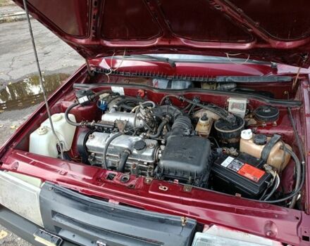 Красный ВАЗ 21099, объемом двигателя 1.5 л и пробегом 100 тыс. км за 1550 $, фото 4 на Automoto.ua