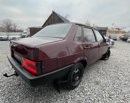 Красный ВАЗ 21099, объемом двигателя 1.5 л и пробегом 250 тыс. км за 2350 $, фото 3 на Automoto.ua