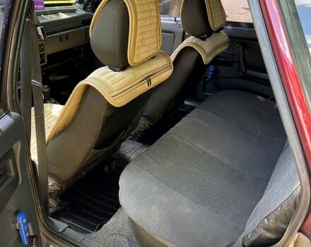 Красный ВАЗ 21099, объемом двигателя 1.5 л и пробегом 300 тыс. км за 1350 $, фото 3 на Automoto.ua