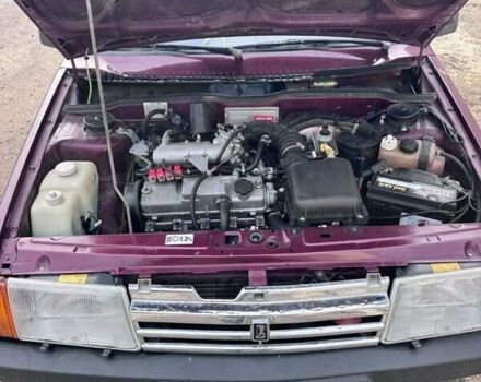 Красный ВАЗ 21099, объемом двигателя 1.5 л и пробегом 101 тыс. км за 2100 $, фото 5 на Automoto.ua