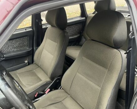 Красный ВАЗ 21099, объемом двигателя 1.5 л и пробегом 100 тыс. км за 798 $, фото 4 на Automoto.ua